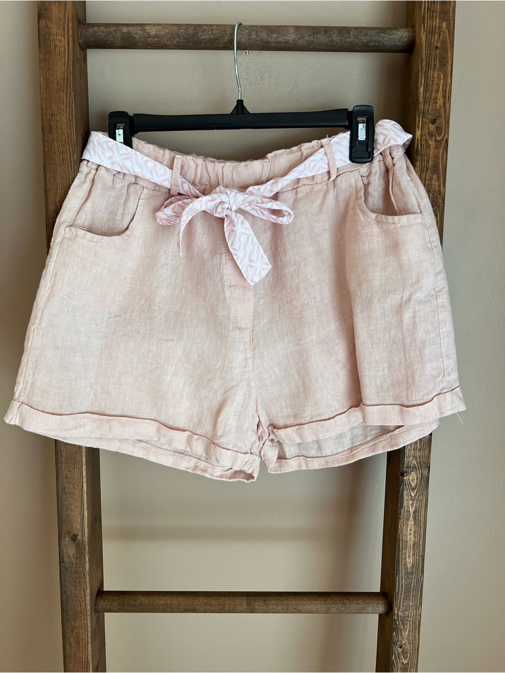 Made in Italy Light Pink Linen Shorts with Tie Waist